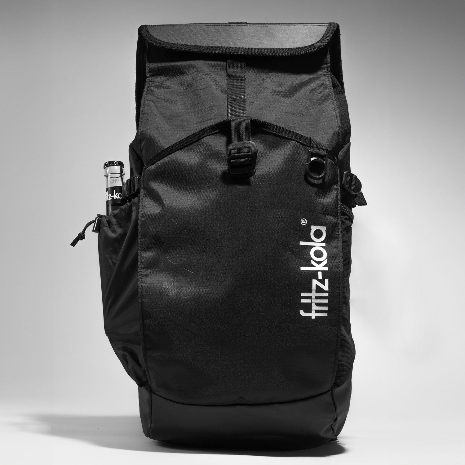 fritz-kola x aevor rucksack rollpack erweiterbar von 20l auf 28l