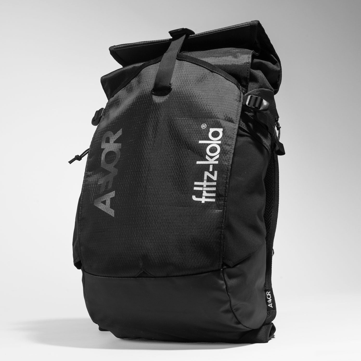 fritz-kola-x-aevor rucksack 'roll pack' Frontansicht
