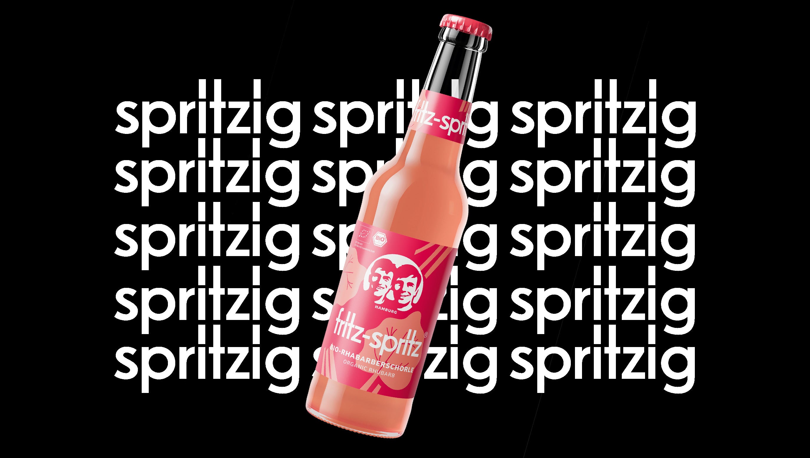 fritz-spritz rhabarber 0,33l Flasche ist vor einem schwarzen Hintergrund platziert, auf dem das Wort "bio" in weißer Schrift mehrfach wiederholt wird.